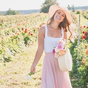 Meet your Posher, Nicole